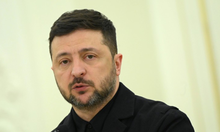 Украйна спазва примирието
